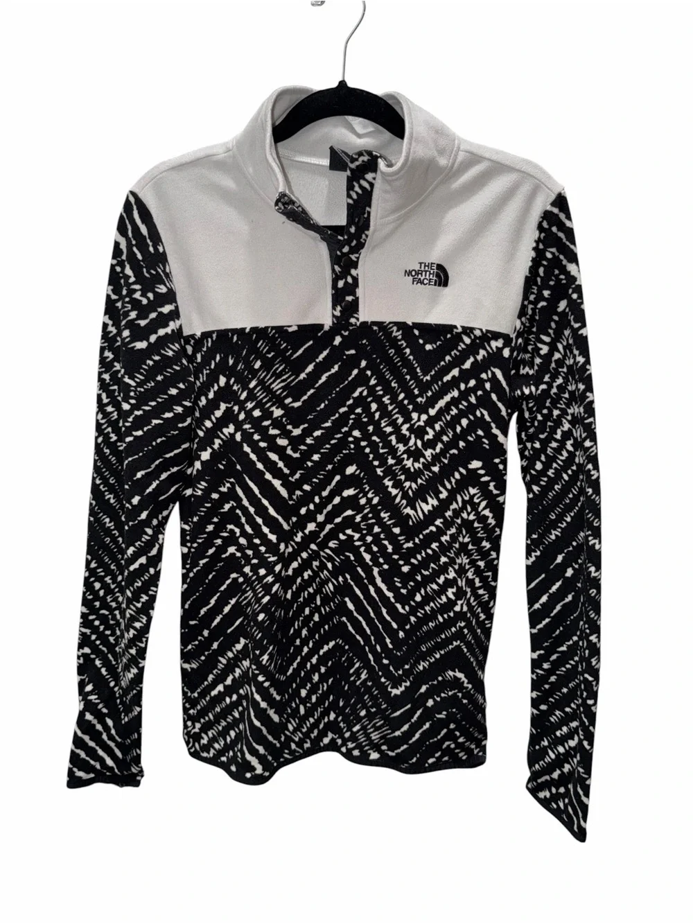 The North Face Youth Black & White Patterned Quarter Buttoned Fleece Pullover